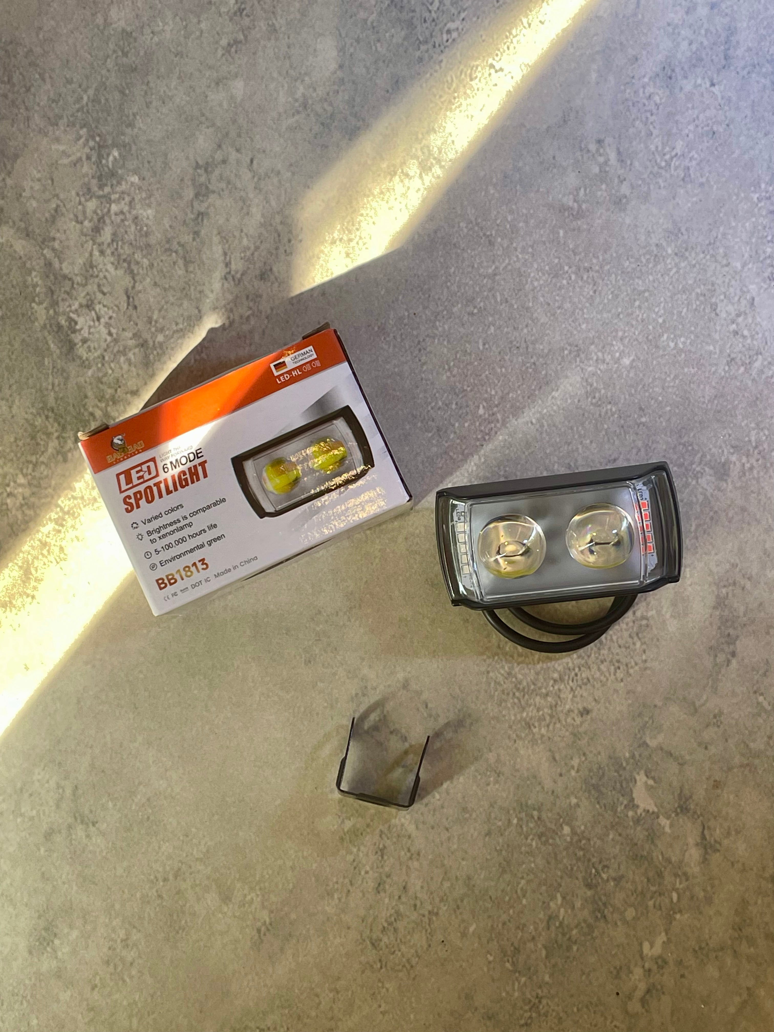 2 Lens Dolphin Light